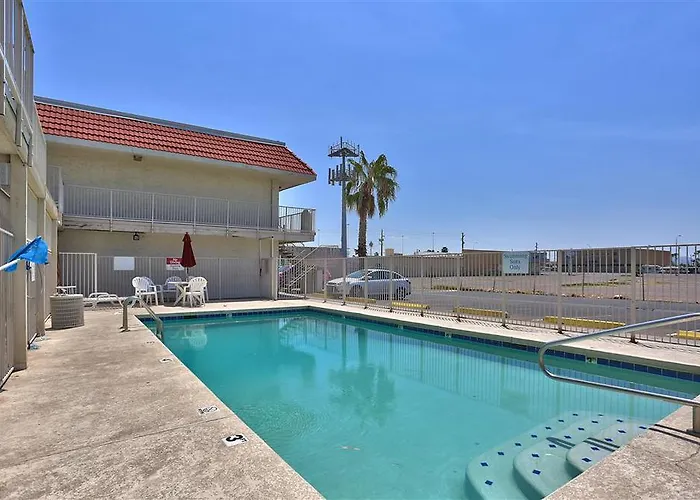 Inn Red Roof Phoenix- Midtown 2*